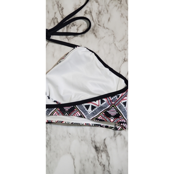 Brand New Victoria's Secret Pink Bikini Top - Picture 10 of 11